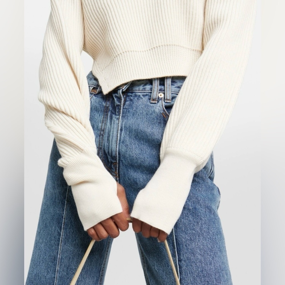Jacquemus La Maille Seville Sweater - Picture 8 of 17